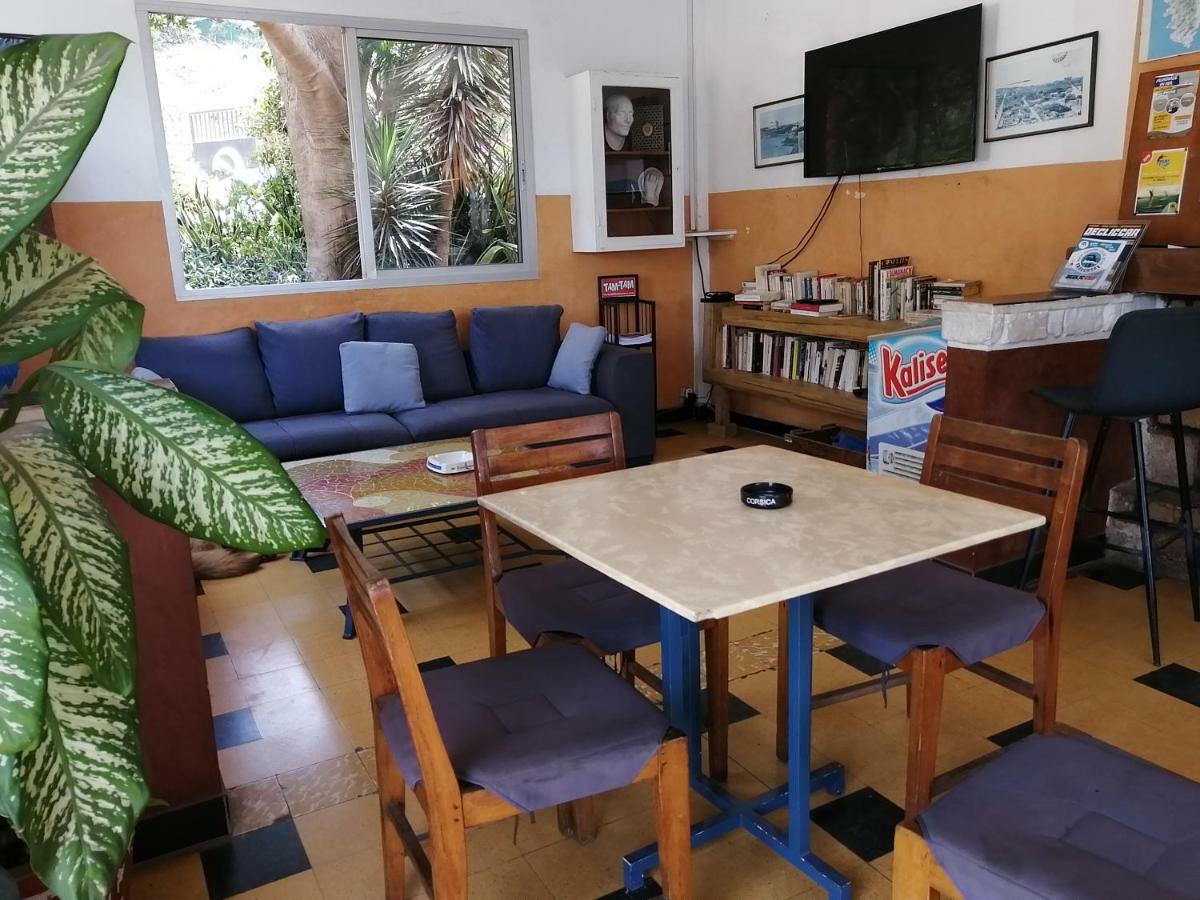 Hotel Union Amicale Corse Dakar Esterno foto