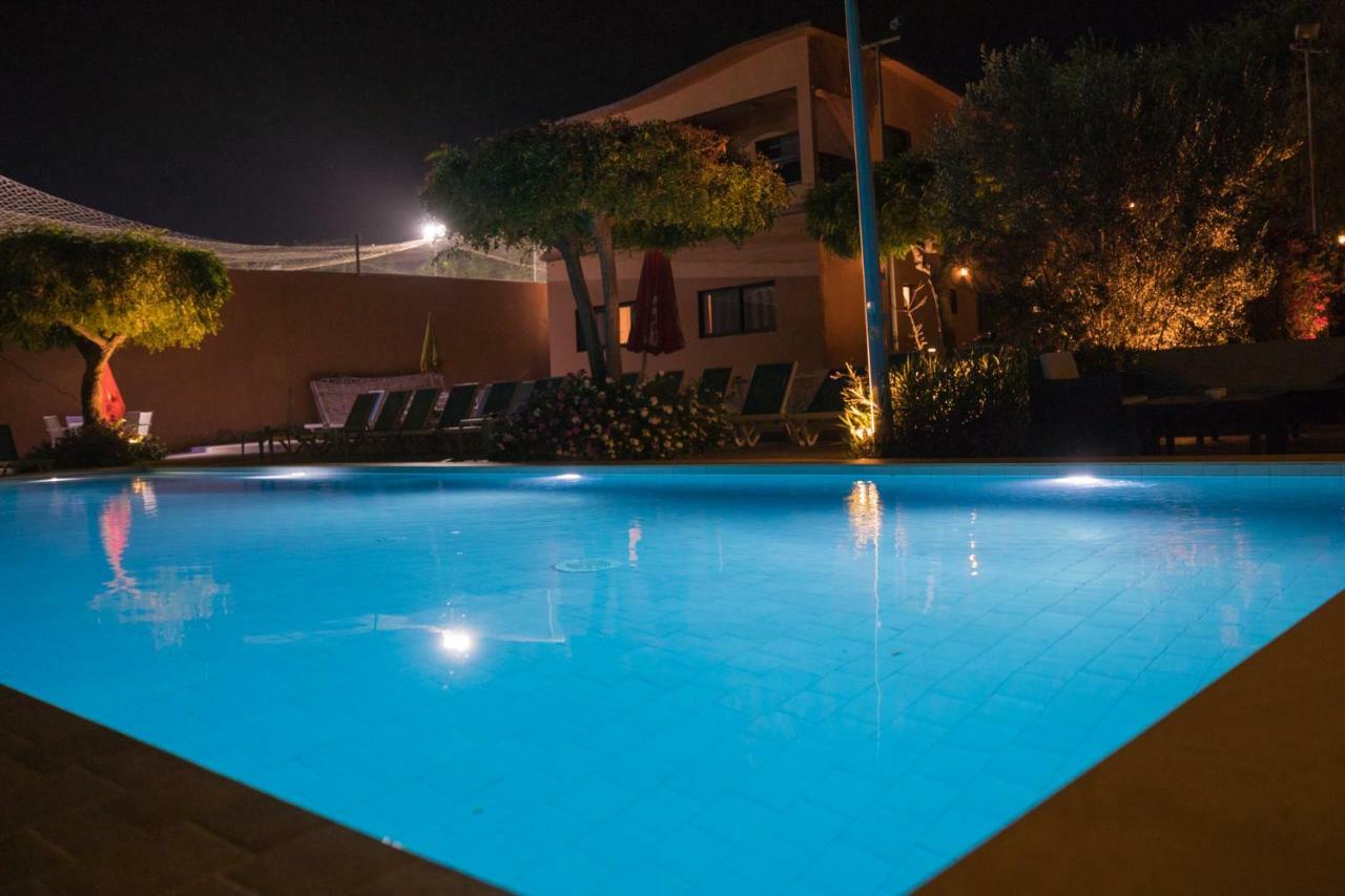 Hotel Union Amicale Corse Dakar Esterno foto